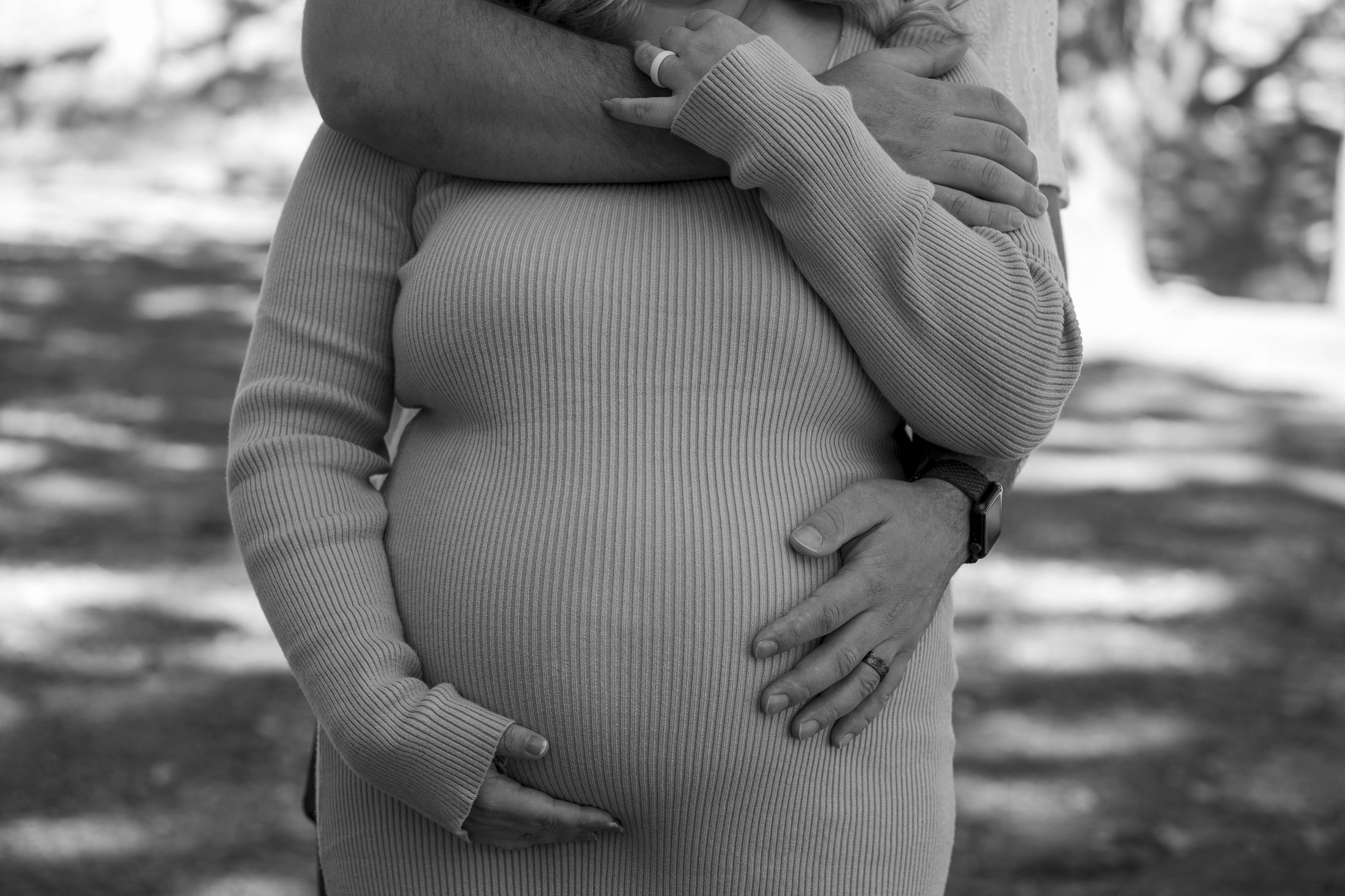 Maternity session detail photo