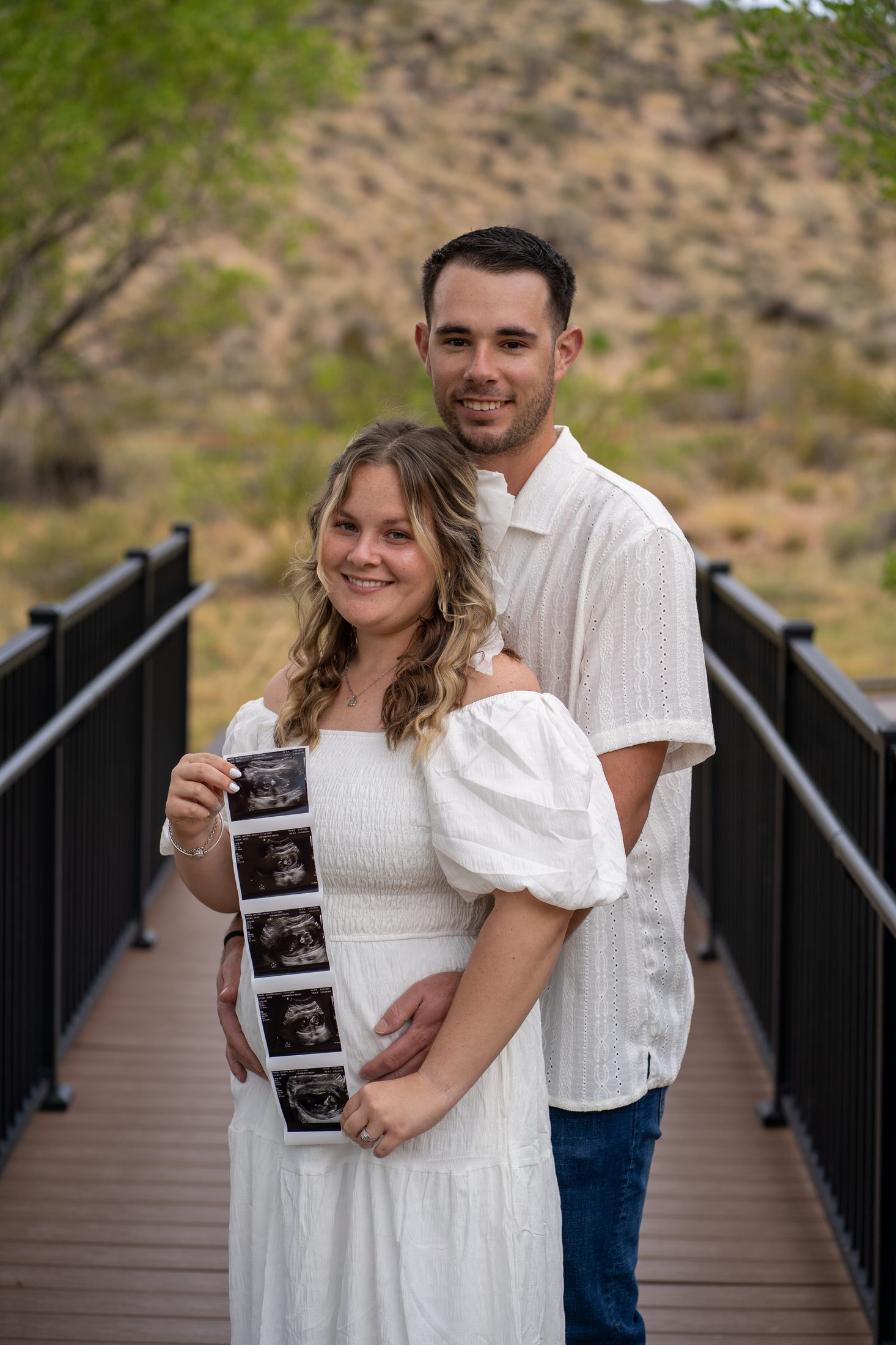 Maternity announcement session photo